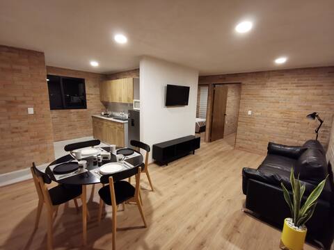 Modern and comfortable apartment, best location!
