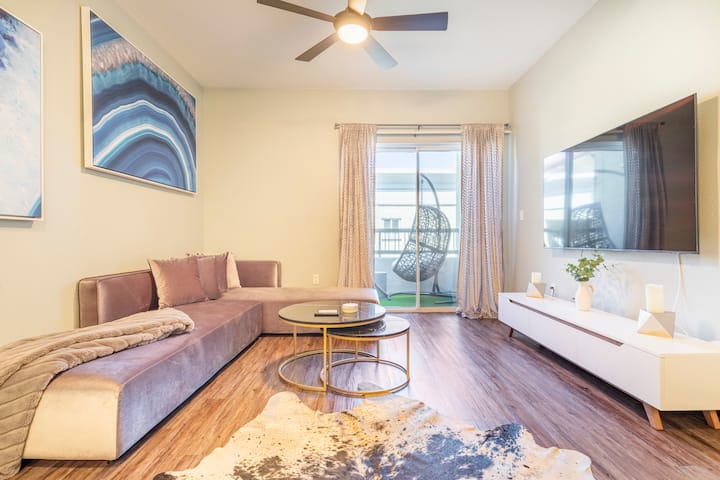 Modern Luxurious Condo By Six Flags Magic Mountain - Swashbuckler, Valencia