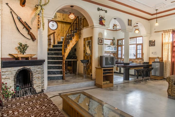 Ram Cottage Chail 3 Bhk Villa With Lawn & Parking - Chail
