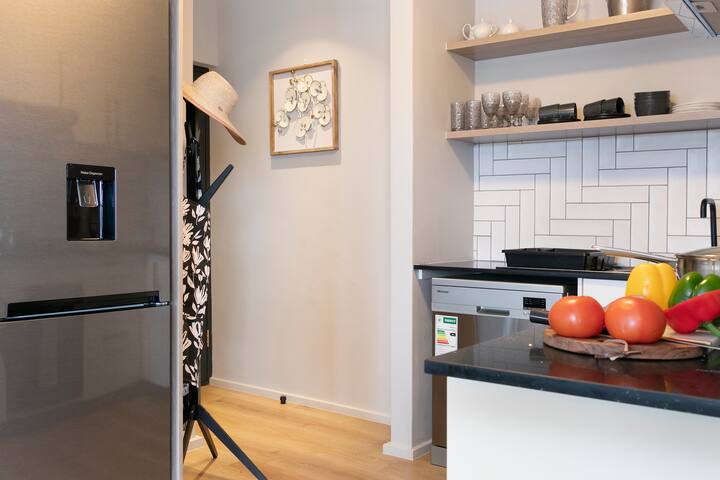 Luxury penthouse with exceptional views. gallery image 4