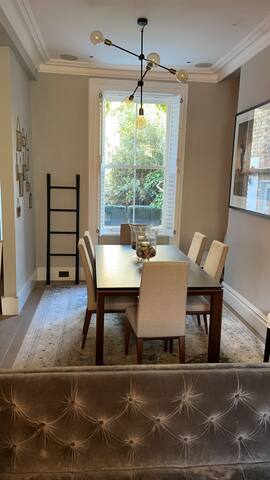 Elegant terraced 5 bedroom family home in Chelsea gallery image 5