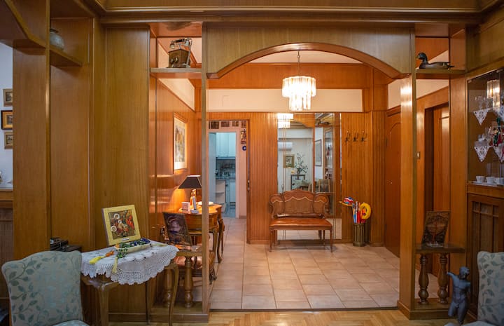 The Arched Home - Athen