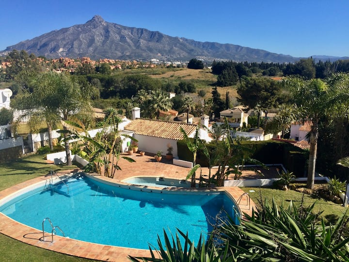 Villa In Puerto Banus - Rare Find ! - Marbella