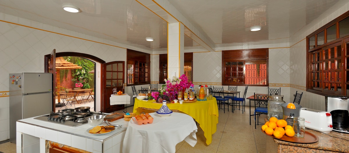 Bed and breakfast in Casablanca  1 bedroom  1 bed  0 shared baths - image 5