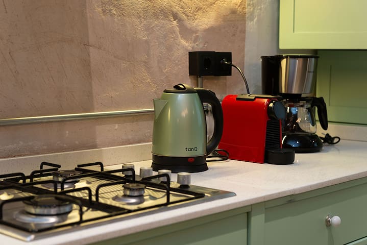 Maison Haute : 5BR Loft -Turkish Bath- City Centre gallery image 4