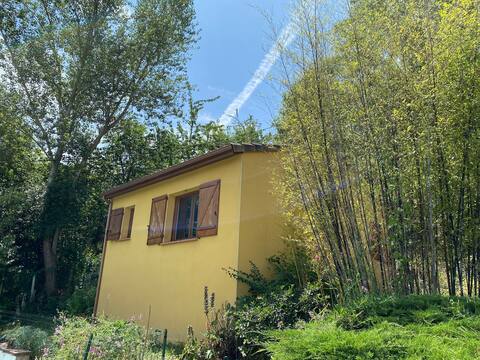 Pretty cottage at the bottom of the garden