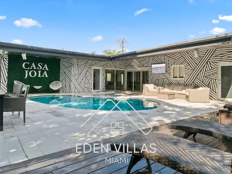 Casa Joia | Heated Pool | 15m Beach | 5m to shul