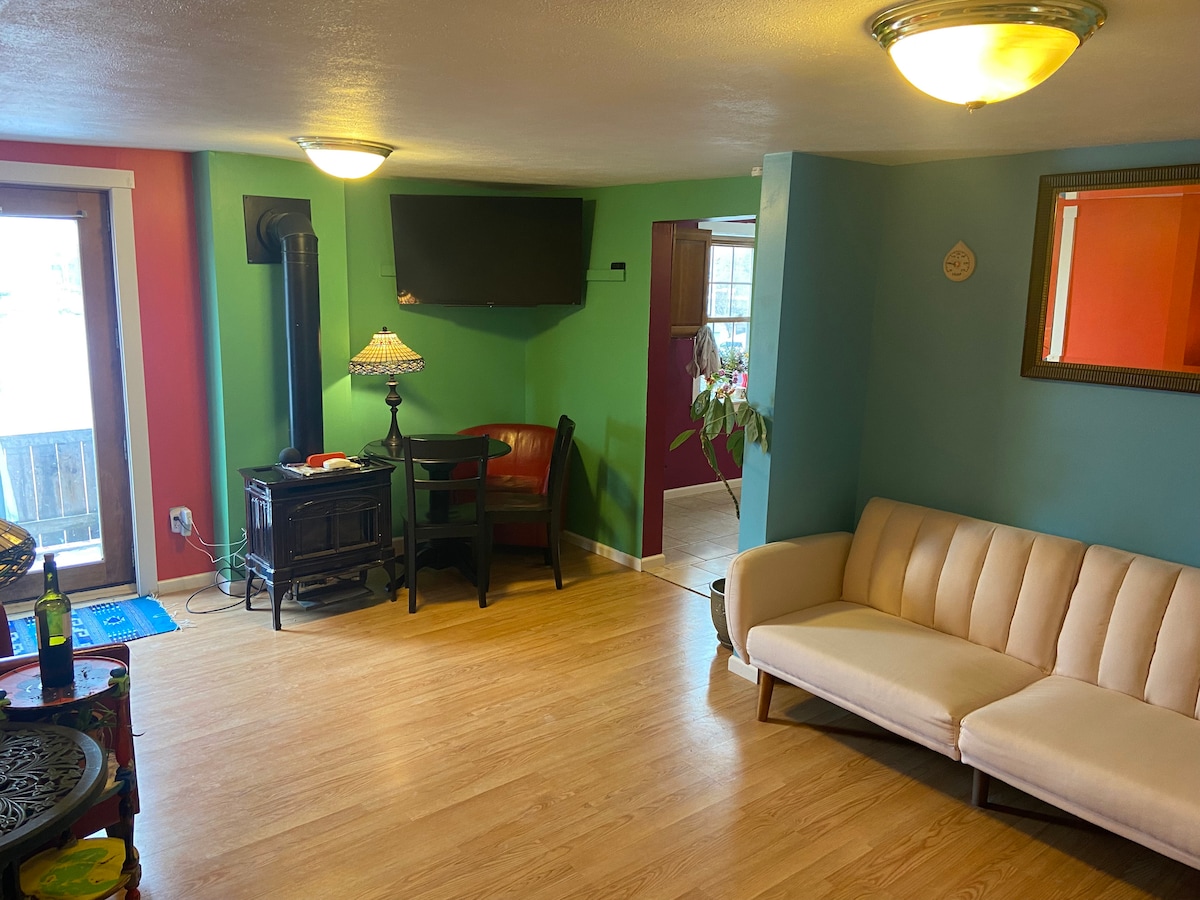 Living room with Futon