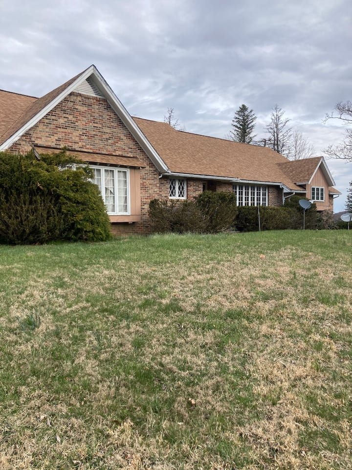 Beautiful Bluefield 3 bedroom home Houses for Rent in Bluefield, West