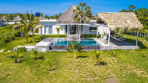 Villa "Campos del Mar", monterrico