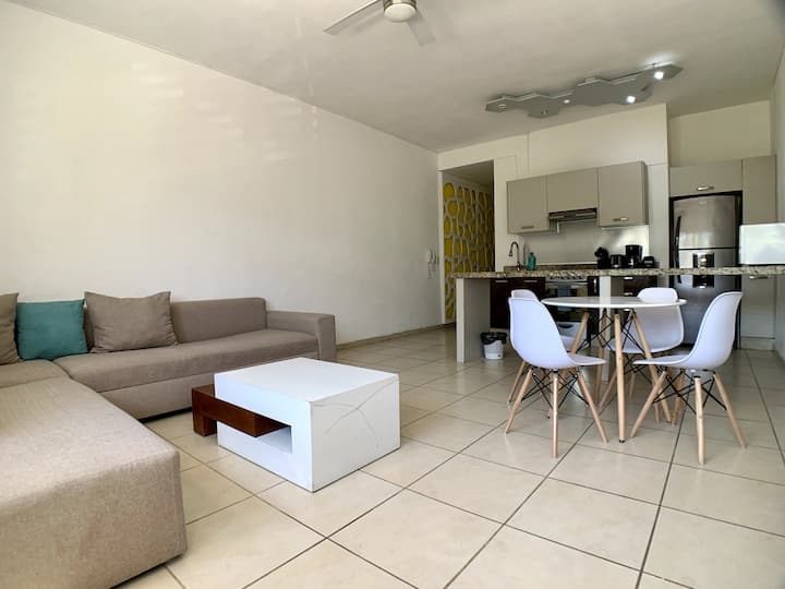 Condo In Versalles! Ideal To Enjoy Vallarta! - Puerto Vallarta