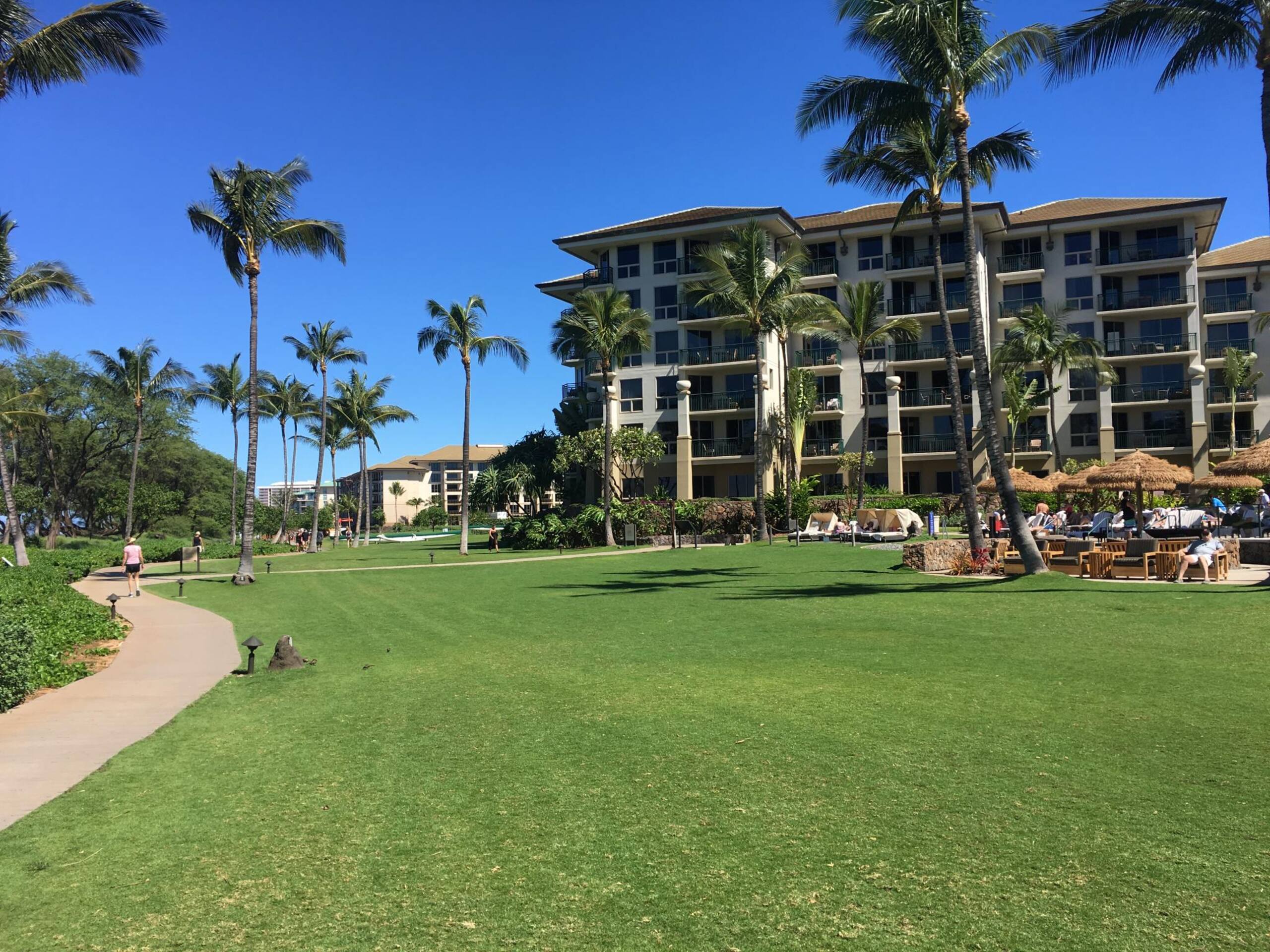 Condo in Lahaina · ★4.67 · 2 bedrooms · 4 beds · 2 baths - Image 37