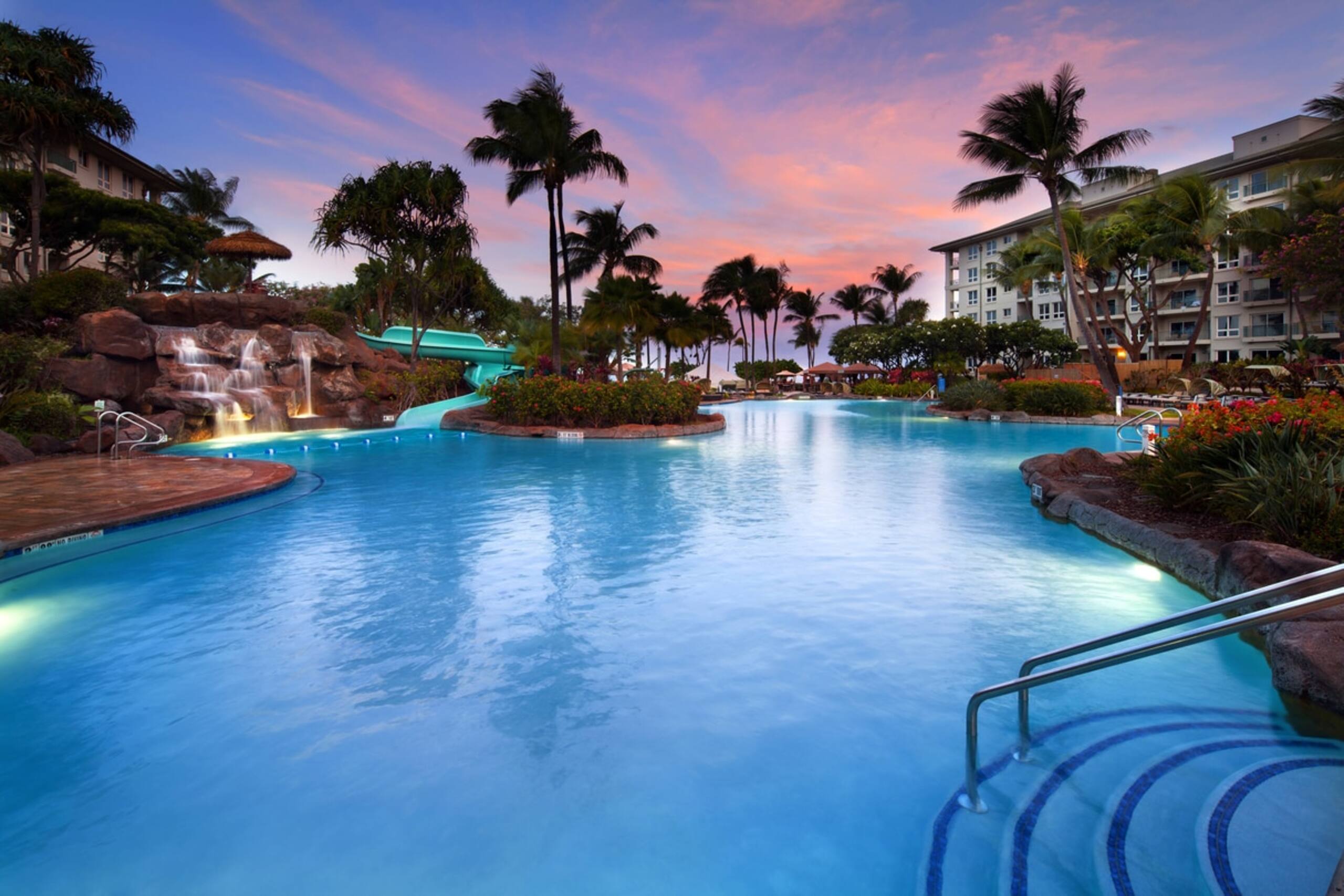 Condo in Lahaina · ★4.67 · 2 bedrooms · 4 beds · 2 baths - Image 2