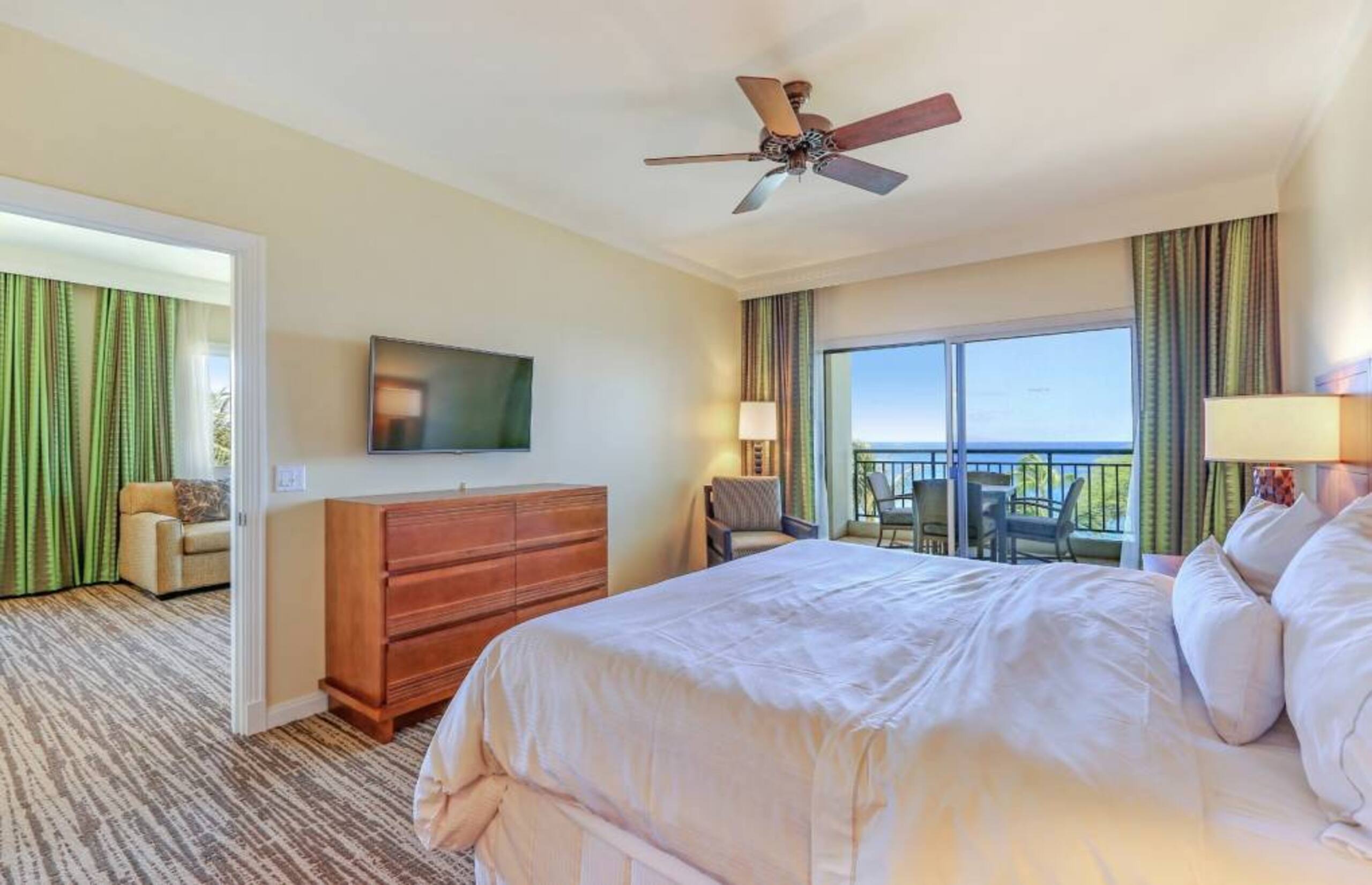 Condo in Lahaina · ★4.67 · 2 bedrooms · 4 beds · 2 baths - Image 8