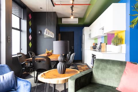 2 bed/2 bath URBN Murals and More