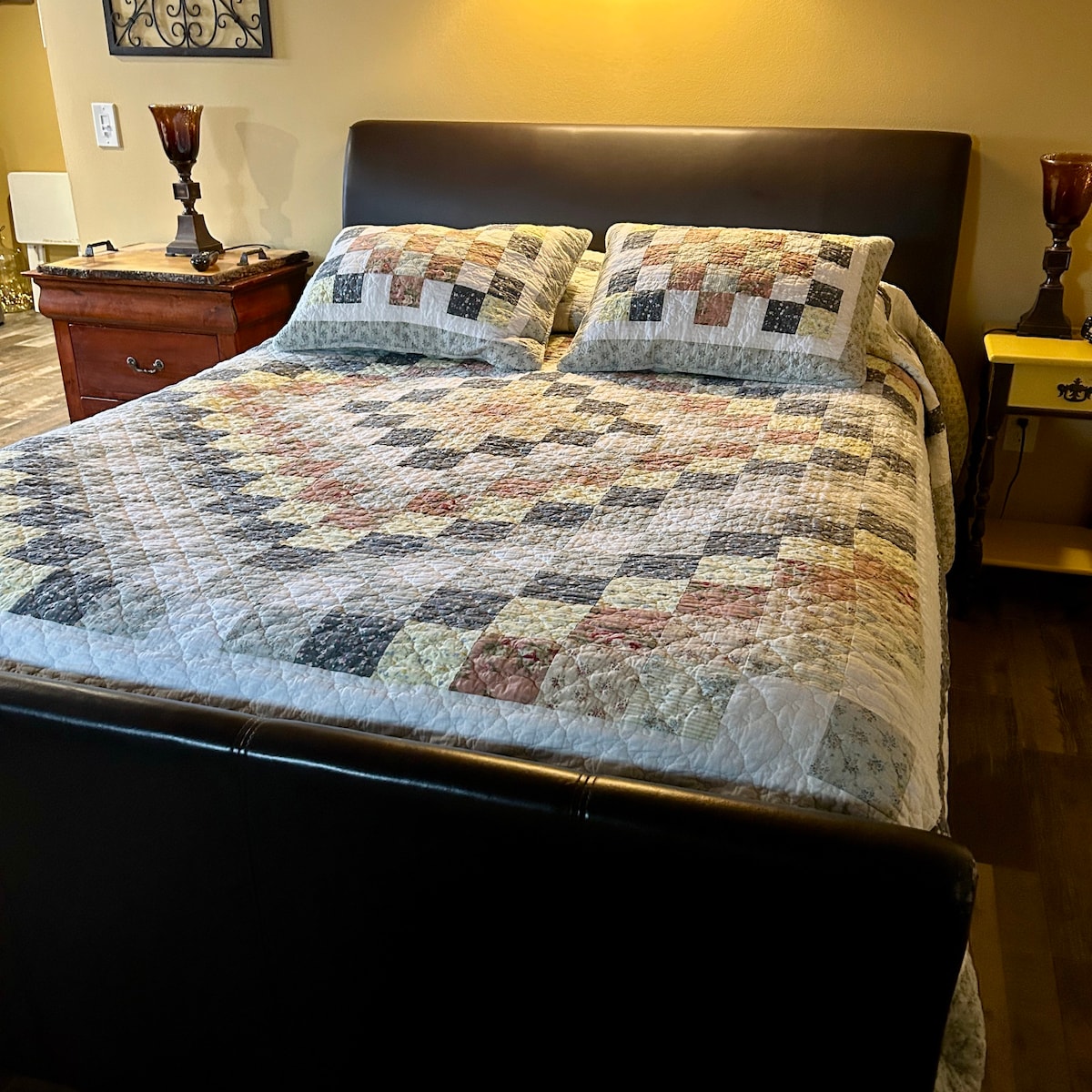 Queensize bed
