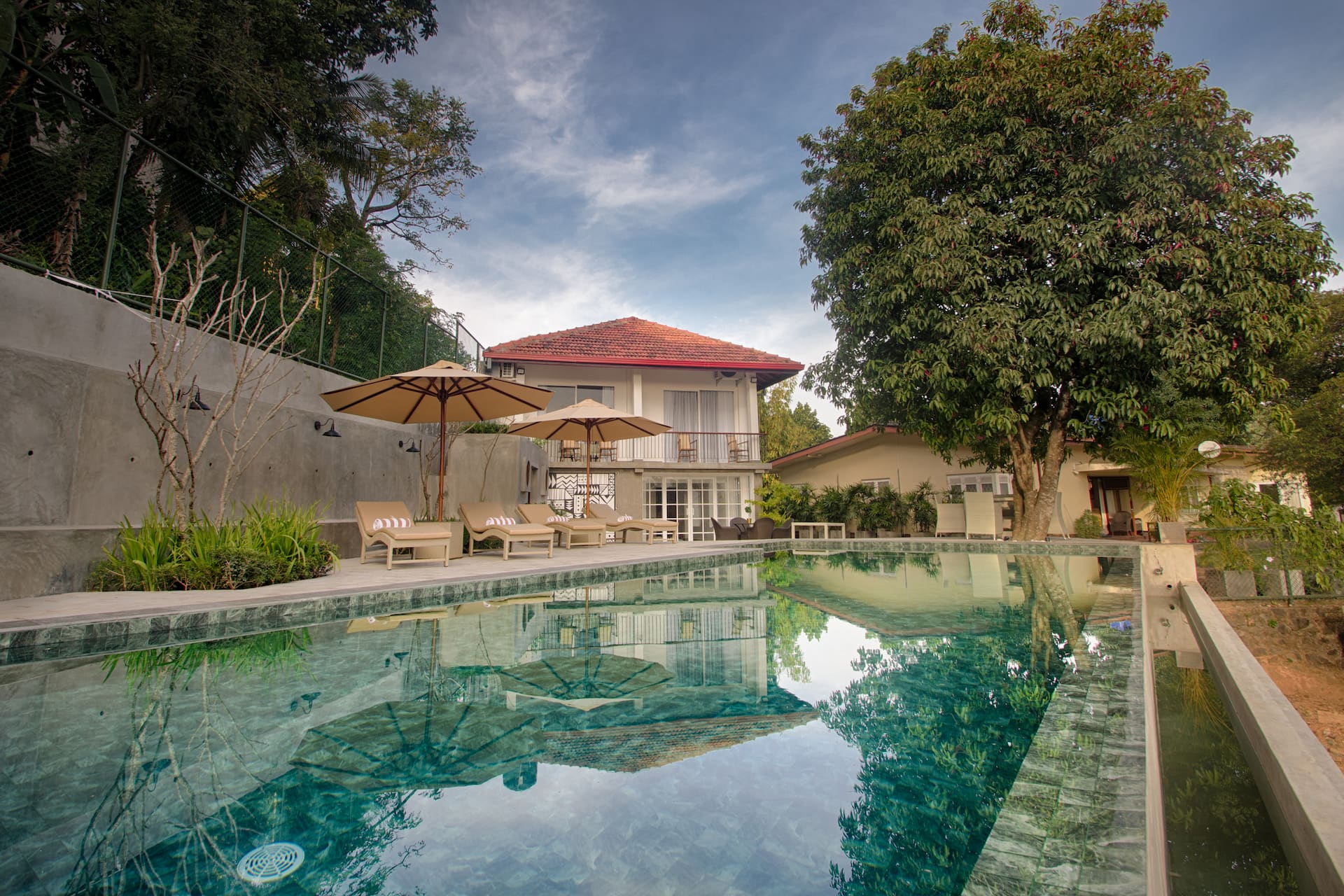 3 Room Villa with a Beautiful View & Swimming Pool