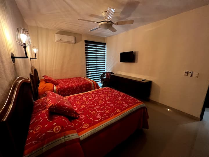 Burudani haiachi kamwe katika chumba cha kulala kilicho na vitanda viwili vya watu wawili.