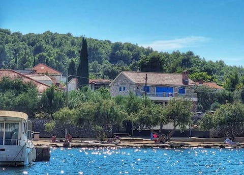 Villa Maza with swimming pool