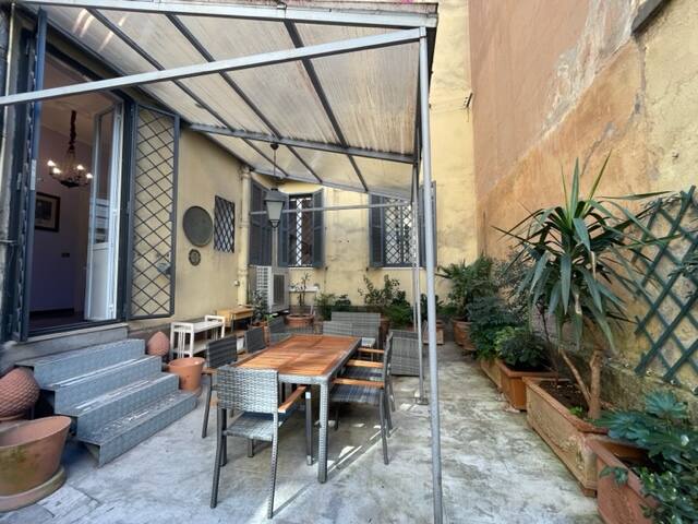 The Olde Prestige gallery image 4