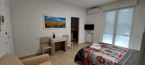 Charming CASA LUCY - Adjacent to M2 metro