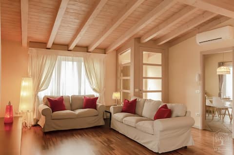 Apartments La Piazzetta: Suite Mansarda