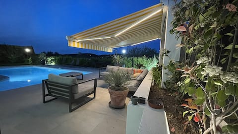 Modern Villa Peaceful Setting Pool, Panoramic View