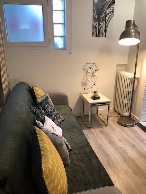 Top Airbnb: Private house with garden – close to the metro in Asnières Sur Seine