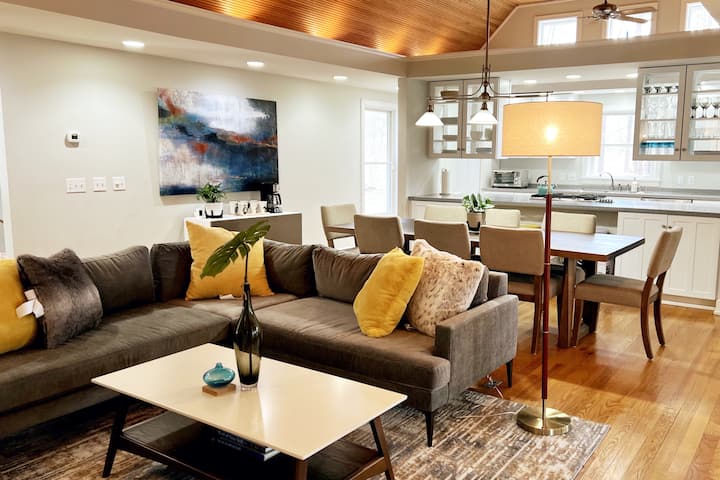 The Gray Owl: A Modern Cottage For 8 - Chautauqua, NY