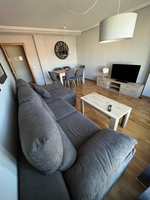 Popular Airbnb listing: AVA-2 Beautiful apartment, well located, modern in Ávila