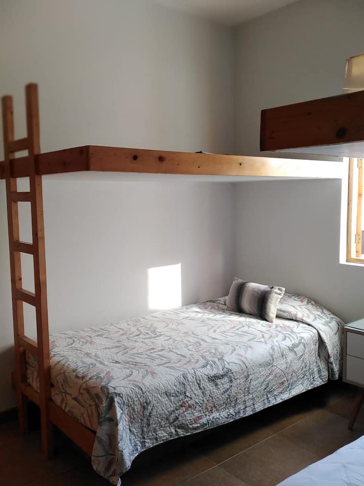 საძინებელი 1