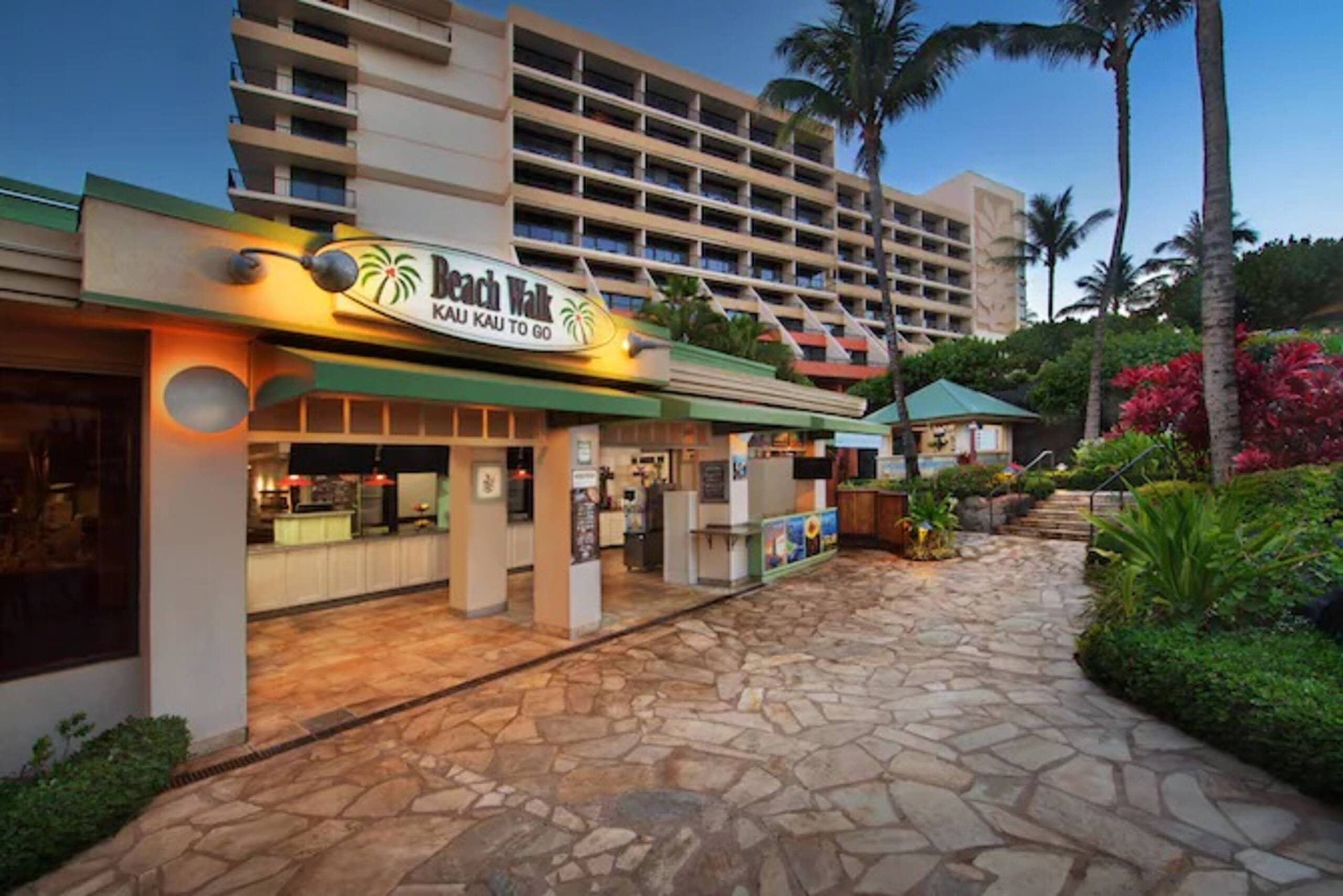 Condo in Lahaina · ★5.0 · 2 bedrooms · 4 beds · 2 private baths - Image 43