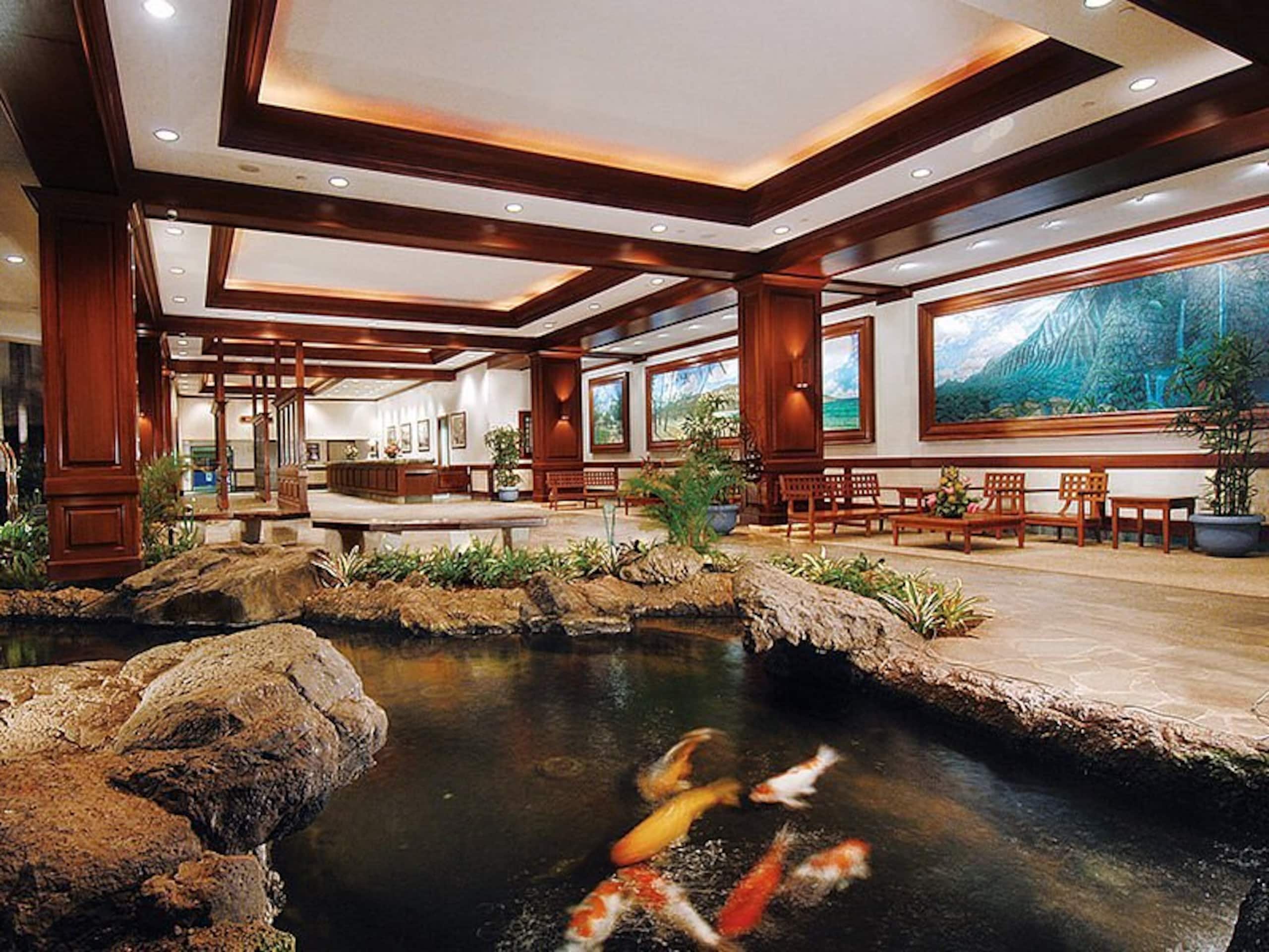 Condo in Honolulu · ★4.97 · 1 bedroom · 2 beds · 1 private bath - Image 28