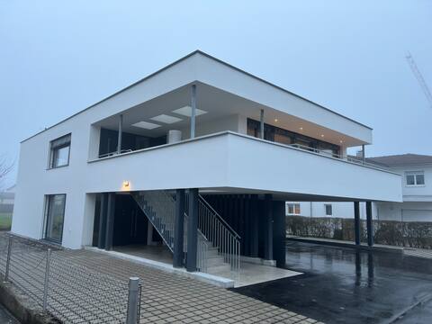 New building, 95m2 stylish 4 room apartment with balcony
