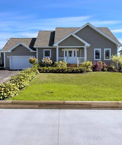 Amazing Ocean front home gallery image 2