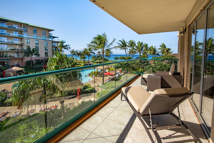 Spacious suite w/private balcony,oceanfront resort