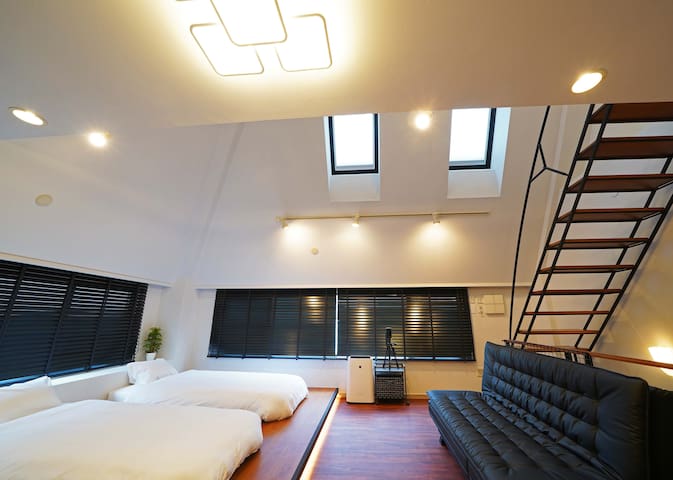 Large house in Asakusa area Full building/５floors