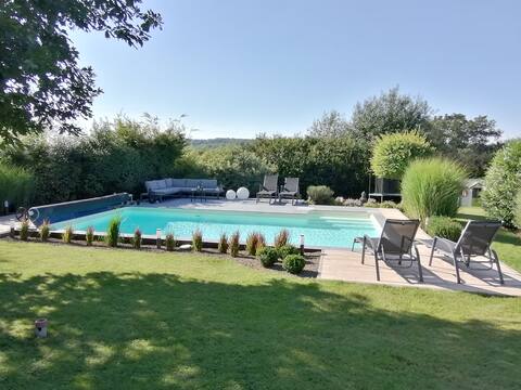 Le Clos du Montys, villa with private pool