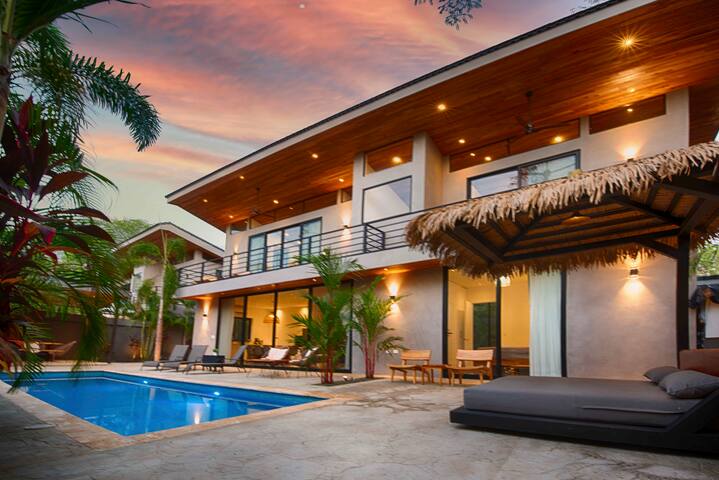 Casa Ziv, amazing house 400m from the beach