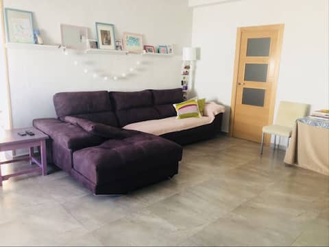 Popular Airbnb listing: Oasis: 600m Garden, Private Pool, BBQ 5' Beach in Pilar De La Horadada