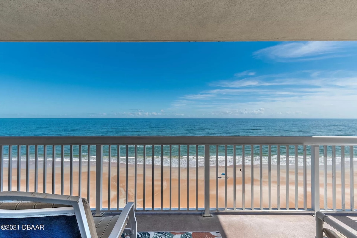 Ocean Front view Studio Condo