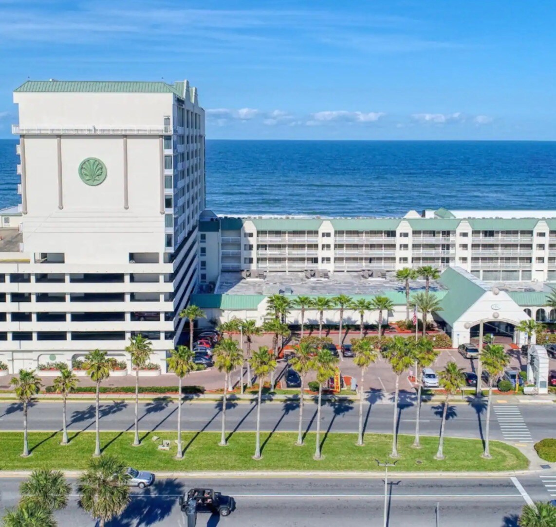 Ocean Front view Studio Condo