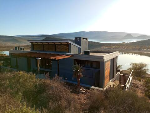 HIDE | MONTAGU  - Escape Into Nature