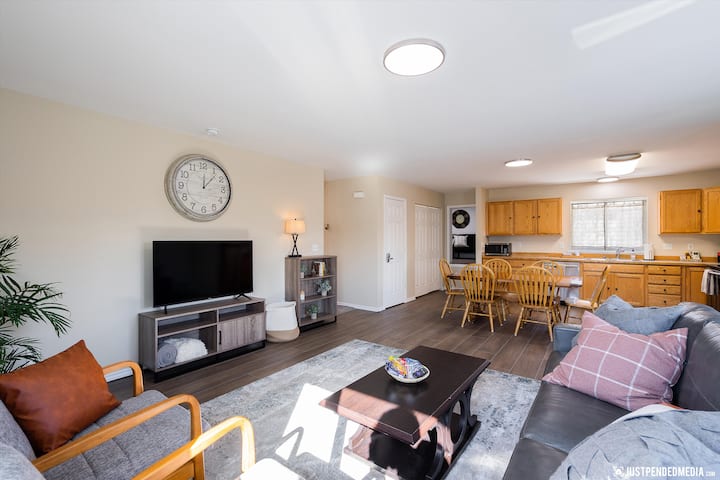 Salón/comedor/cocina abierto - Internet rápido es ilimitado para que puedas ver y transmitir