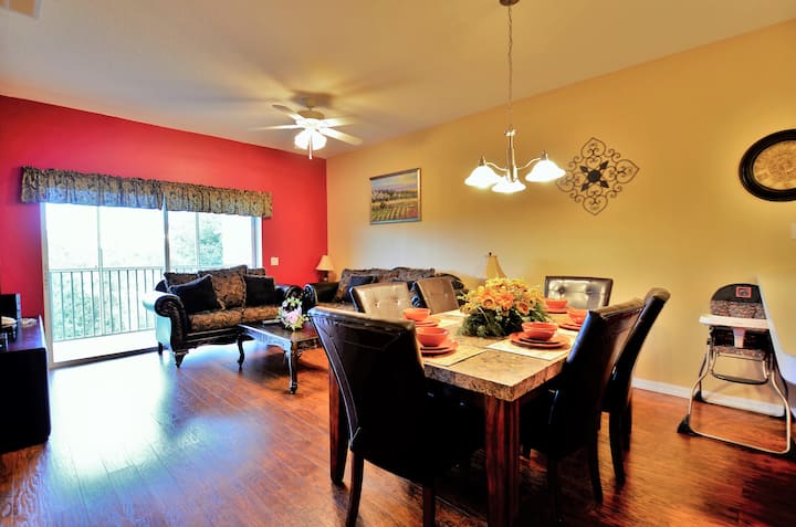 Next To Mall. 4br/3ba Big Condo,2 Miles To Disney - Four Corners, FL