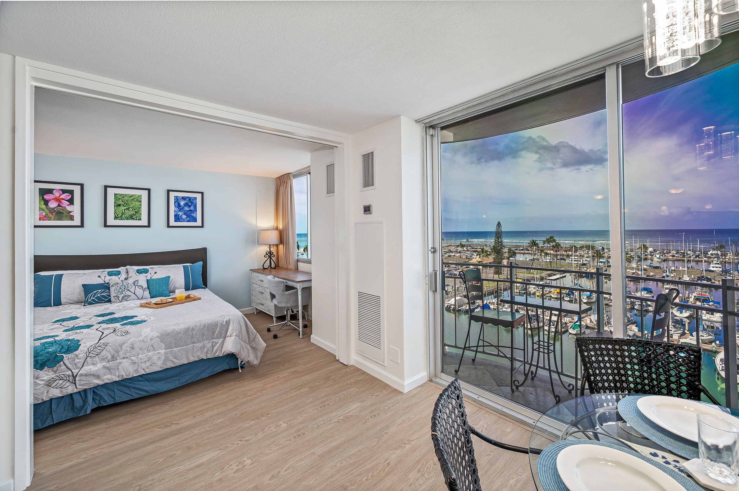 Condo in Honolulu · ★4.96 · 1 bedroom · 2 beds · 1 bath - Image 7