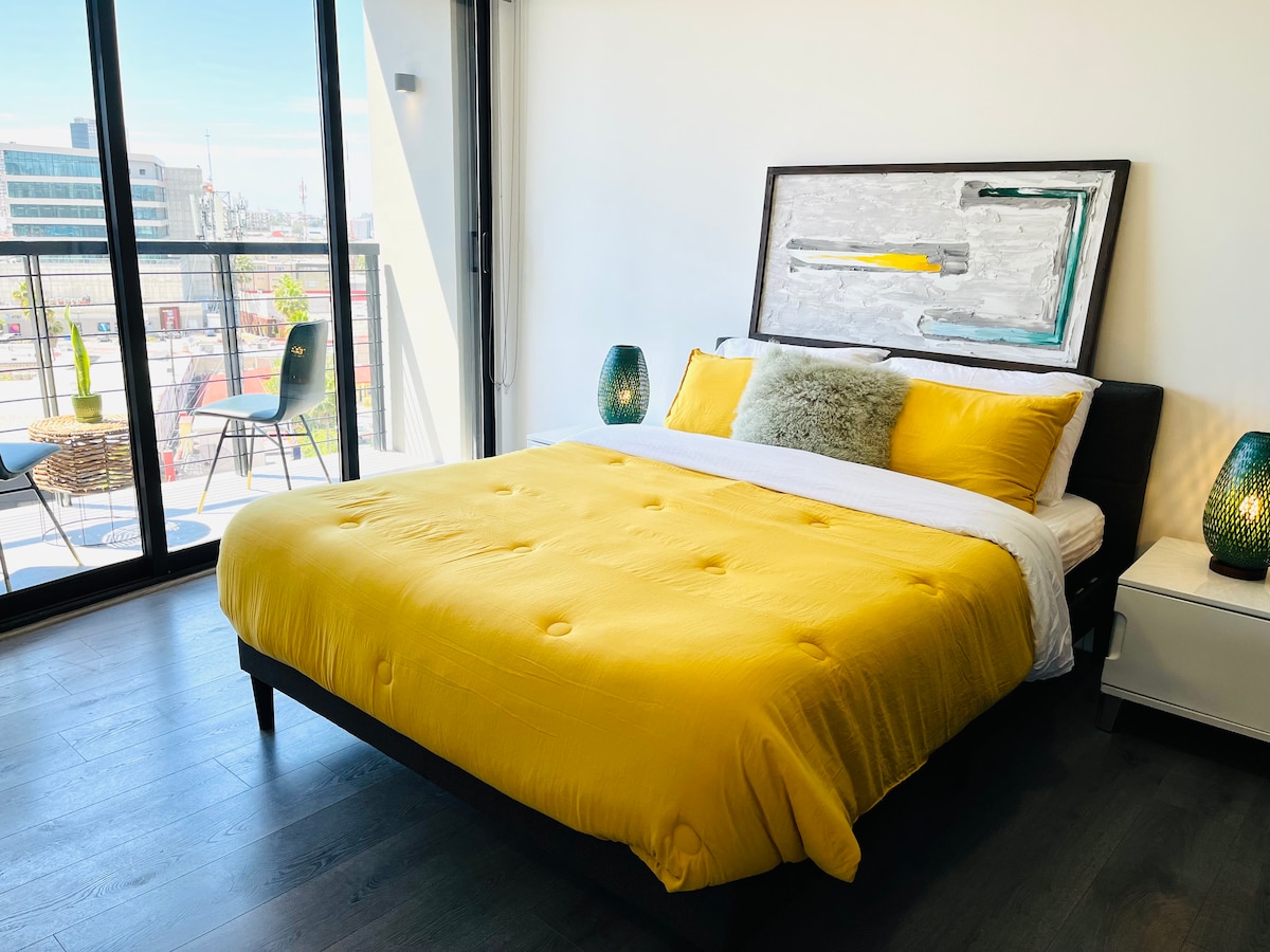 PREMIUM condominium in the BEST AREA of Tijuana. Condominiums for