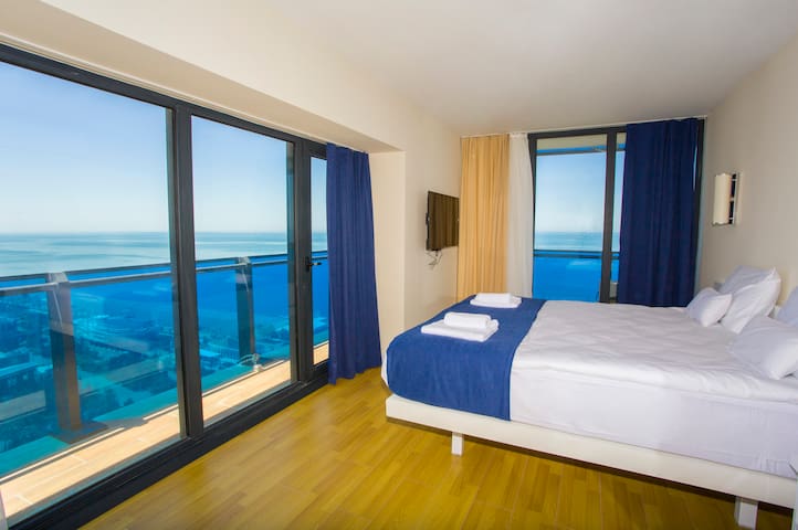 Rightapart Aparthotel managed Airbnb listing 2