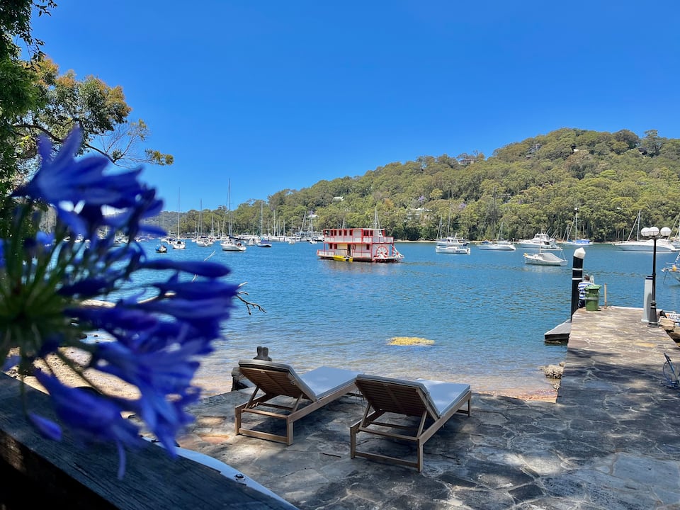 La Cascada, a hideaway on Pittwater, McCarrs Creek, New South Wales, Australia, photo 1 of 10