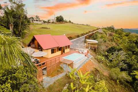 Chalet De Los Vientos (Chalet of the Winds)